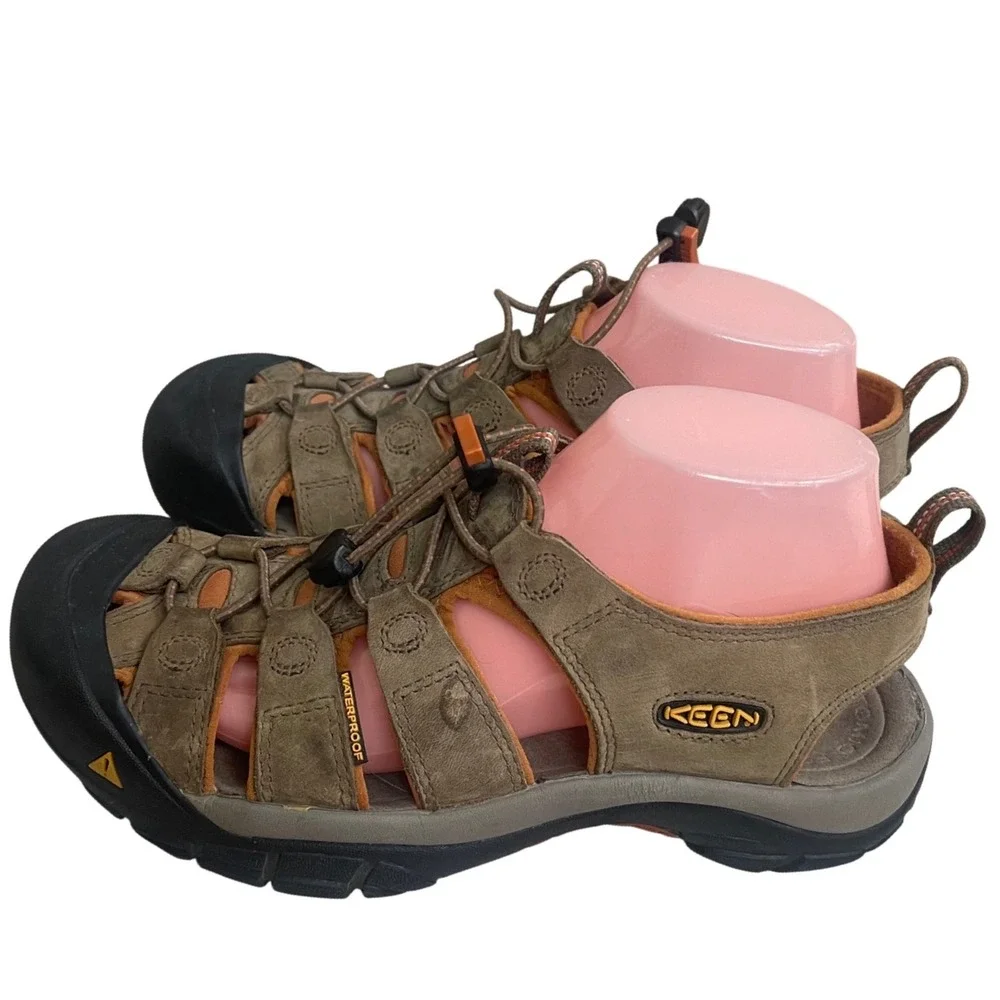 KEEN Newport H2 Mens Brown Leather Waterproof Hiking Sandals Size 8.5 US